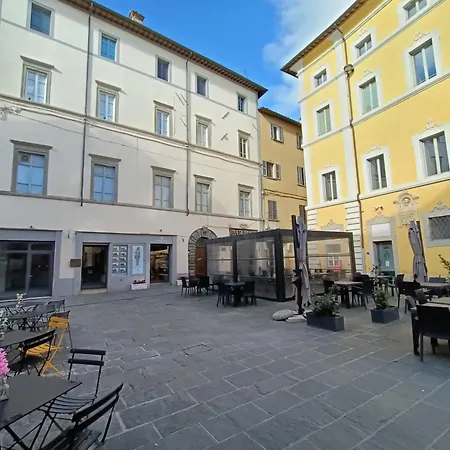 Fabulous Stylish Flat In Piazza - Locazione Turistica 34667 Appartamento Umbertide