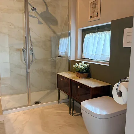Fabulous Stylish Flat In Piazza - Locazione Turistica 34667