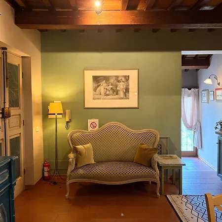 Fabulous Stylish Flat In Piazza - Locazione Turistica 34667 Apartment